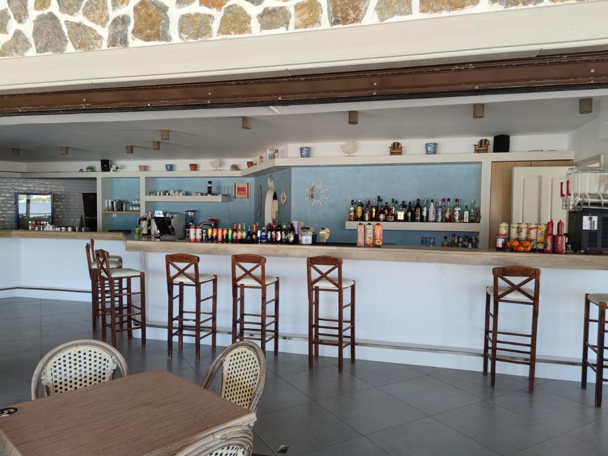 Plaza Hotel Masouri Exterior foto