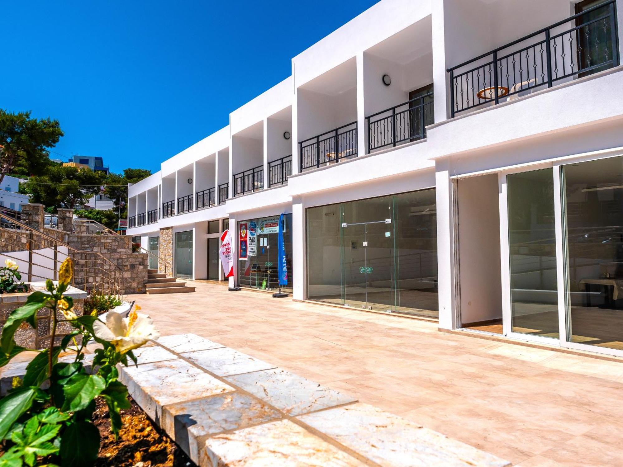 Plaza Hotel Masouri Exterior foto