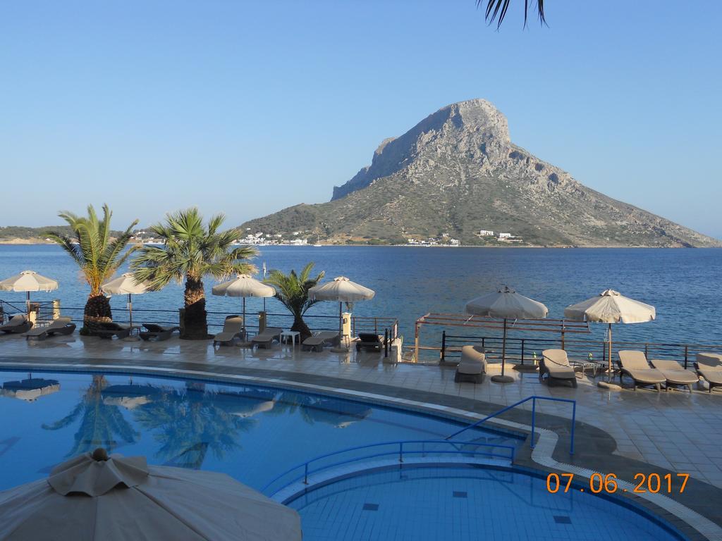 Plaza Hotel Masouri Exterior foto
